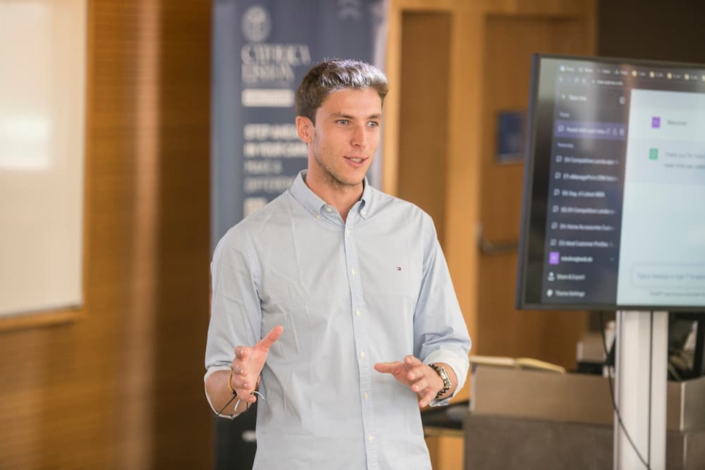 Marco Kohns teaching an AI seminar at CATÓLICA-LISBON